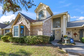 5745 Golden Oaks Dr, Tyler, TX 75703