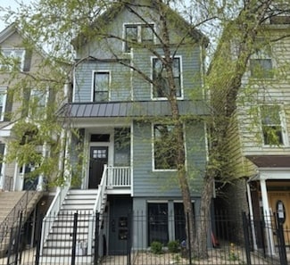 1040 W Roscoe St Unit 1, Chicago, IL 60657