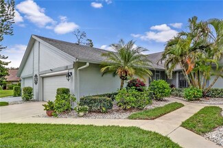 135 Fox Glen Dr Unit 6-25, Naples, FL 34104