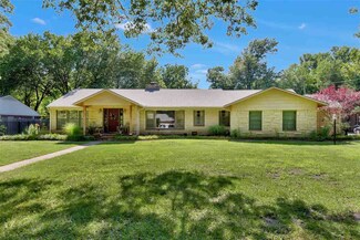 71 S Mission Rd, Eastborough, KS 67207