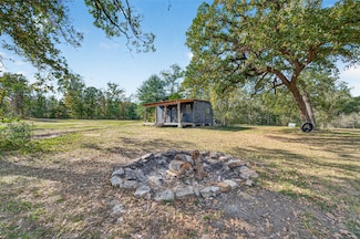 27071 Bedias Dr, Bedias, TX 77831