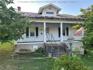 265 Osborne Ave, Madison, WV 25130