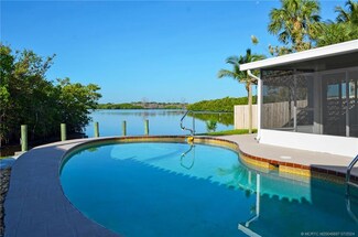 70 SW Hideaway Place, Stuart, FL 34994