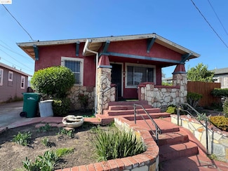 1953 102nd Ave, Oakland, CA 94603
