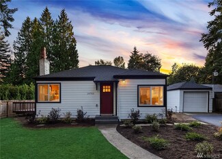 19703 Forest Park Dr NE, Shoreline, WA 98155
