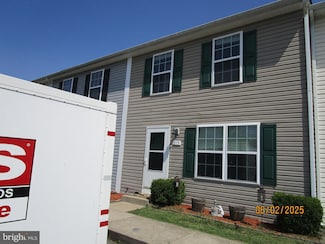 219 Kadies Ln, Edinburg, VA 22824