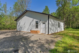 637 Smokey Valley Rd, Toledo, WA 98591