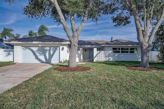 1695 Clearwater Harbor Dr, Largo, FL 33770