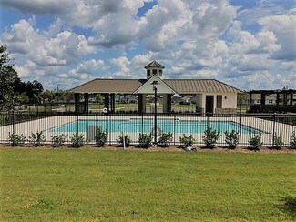 823 Otto Loop, Crestview, FL 32539
