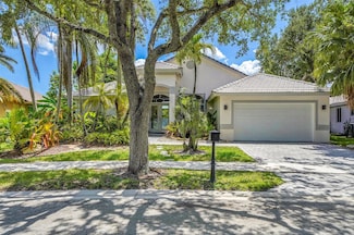 3039 Lakewood Dr, Weston, FL 33332