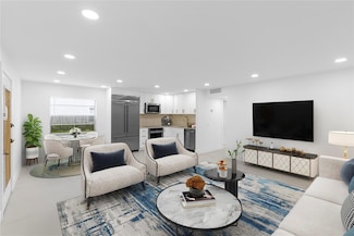 924 Flanders T Unit 924, Delray Beach, FL 33484