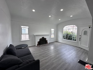 1116 W 64th St, Los Angeles, CA 90044