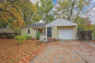 4830 N Wabash Ave, Kansas City, MO 64118