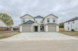 3917 Huntington Dr, Denton, TX 76207