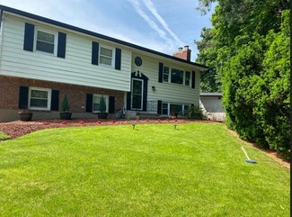 118 & 114 Standish Dr, Pearl River, NY 10965