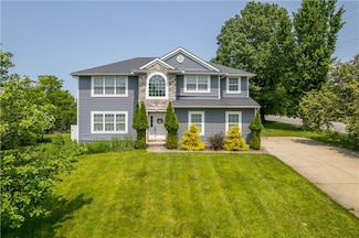 101 Cara Lin Dr, Pittsburgh, PA 15221