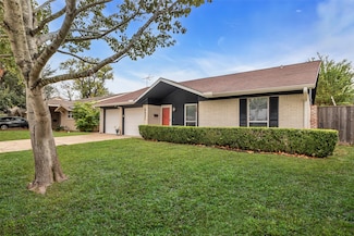 8821 Dunlap St, Houston, TX 77074