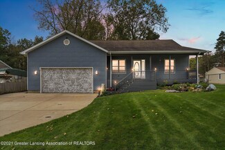 6013 Greenman St, Haslett, MI 48840