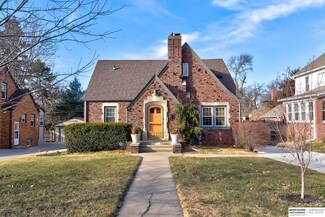 2020 N 54th St, Omaha, NE 68104