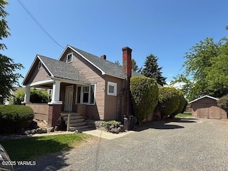 1216 S 44th Ave, Yakima, WA 98908