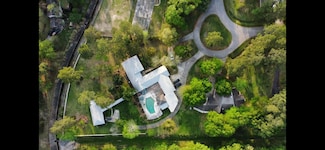 1310 Golden Bear Ln, Kingwood, TX 77339