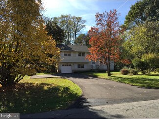 91 Sycamore Ln, Skillman, NJ 08558