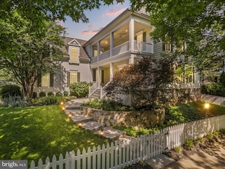 20323 Bowfonds St, Ashburn, VA 20147