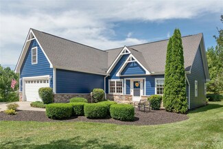 58 Regent Dr, Fletcher, NC 28732