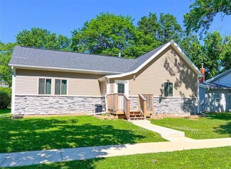 408 N Division St, Stuart, IA 50250