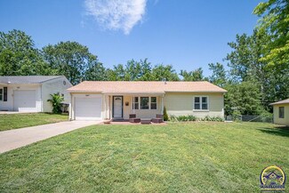 3557 SW Devon Ave, Topeka, KS 66611