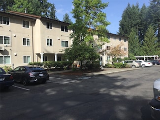 317 152nd St E, Tacoma, WA 98445