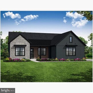 10 Family Dr, Carlisle, PA 17015