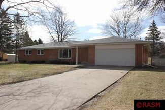 183 W Interlaken Rd, Fairmont, MN 56031