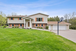 E2130 Nachurs Way, Casco, WI 54205