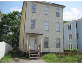 17 Hancock St, Worcester, MA 01610