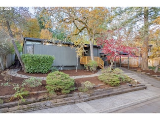 3820 Watkins Ln, Eugene, OR 97405