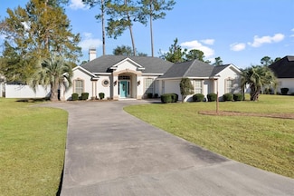 3039 Birchwood Dr, Waycross, GA 31503