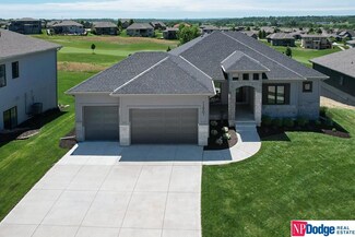 12907 Reynolds St, Omaha, NE 68142