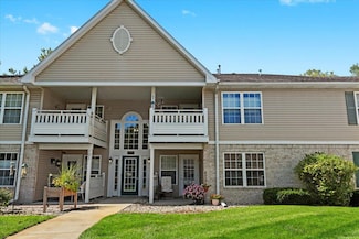 4452 Cricket Ridge Dr Unit 202, Holt, MI 48842