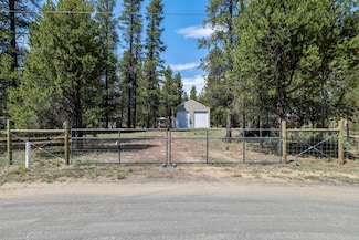 16094 Blackfeather Ln, La Pine, OR 97739