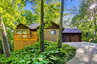 201 Hollow Way, Ingleside, IL 60041
