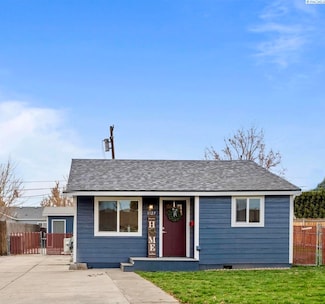 1327 Sanford Ave, Richland, WA 99354