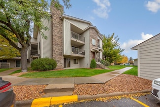2100 Ridge Dr Unit 13, Saint Louis Park, MN 55416