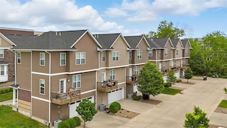 330 Clark Dr Unit 2, Coralville, IA 52241