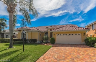 5077 Mabry Dr, Naples, FL 34112