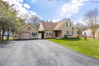 19 Lomurno Ln, Cape May Court House, NJ 08210