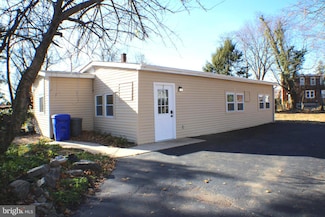 7330 Sycamore Ave Unit 2, Elkins Park, PA 19027