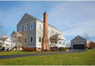 527 Ferncastle Dr, Downingtown, PA 19335