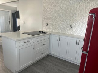 609 N D St, Lake Worth, FL 33460