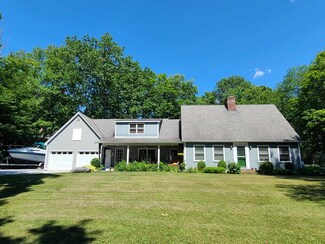 464 Hillcrest Rd, Manchester Center, VT 05255